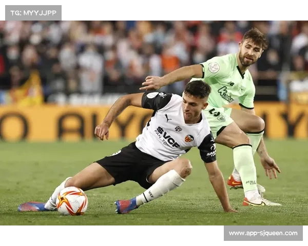 瓦伦西亚1-1战平皇家马略卡,双方门将多次做出关键扑救 瓦伦西亚1-1战平皇家马略卡,双方门将多次做出关键扑救